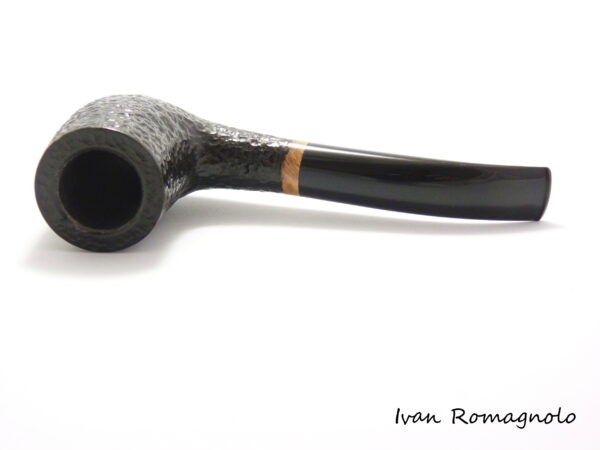 Pipa "Bent Billiard" in legno di radica, rusticata nera (Non disponibile) - immagine 9
